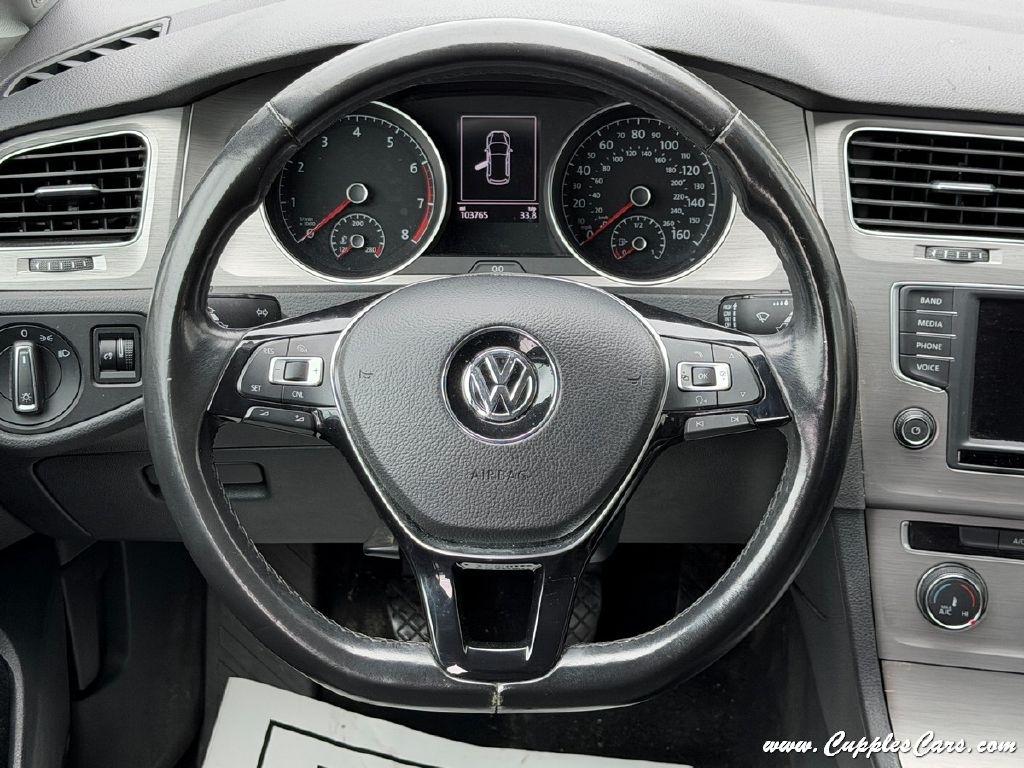 Volkswagen Golf  2016