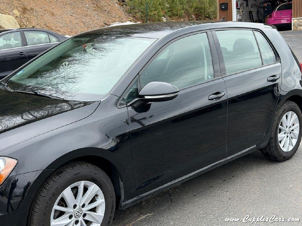 Volkswagen Golf  2016