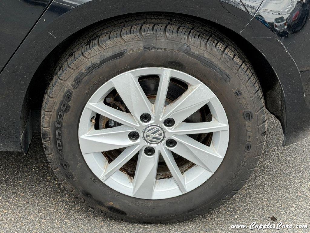 Volkswagen Golf  2016