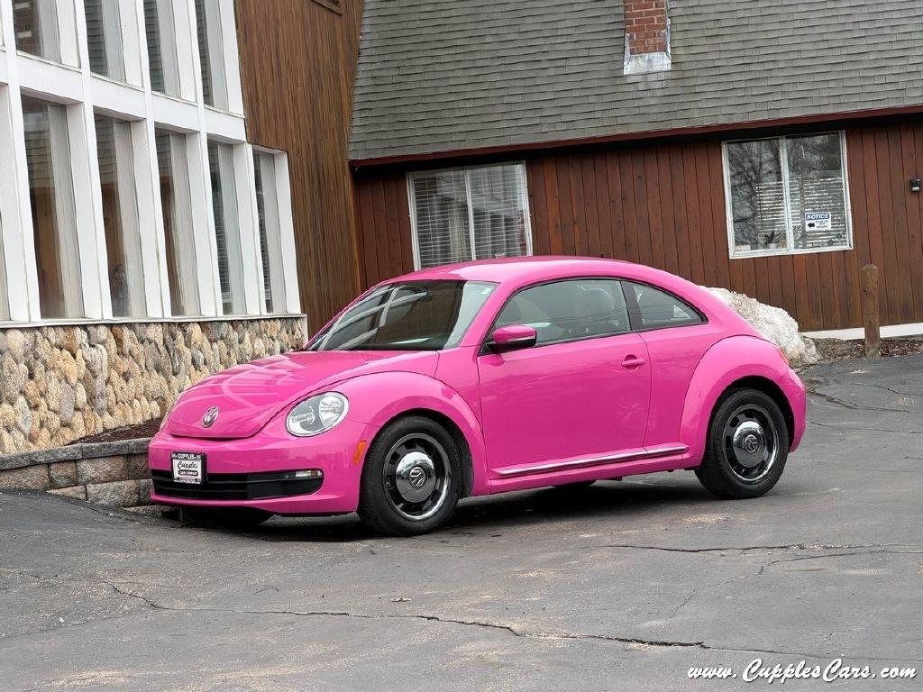 Volkswagen Beetle  2012