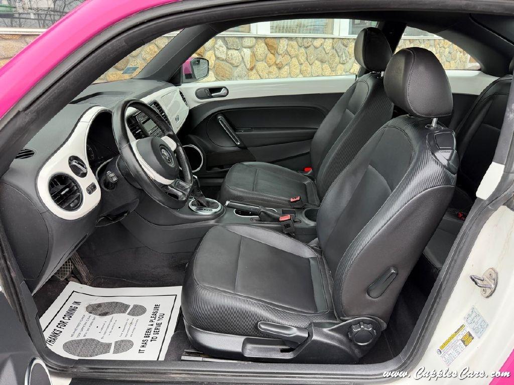 Volkswagen Beetle  2012