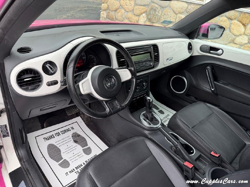 Volkswagen Beetle  2012