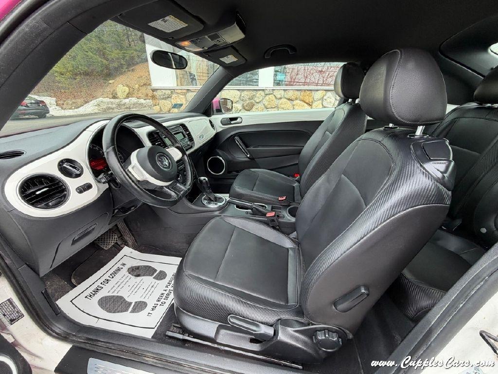 Volkswagen Beetle  2012