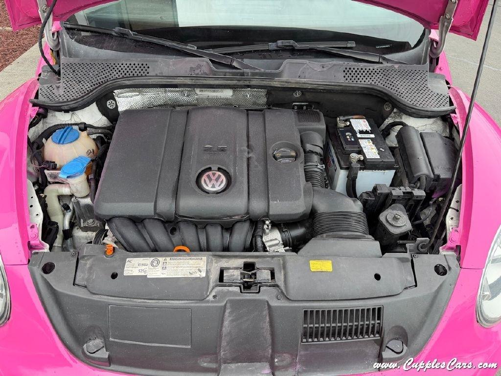 Volkswagen Beetle  2012