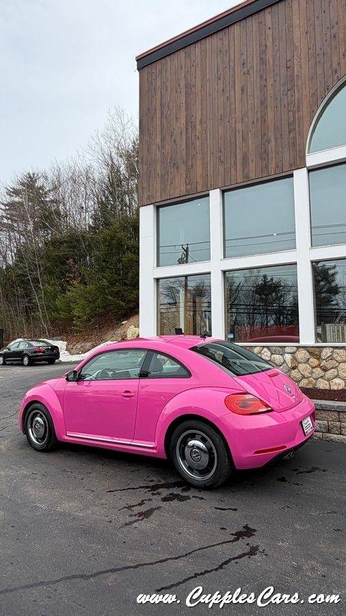 Volkswagen Beetle  2012