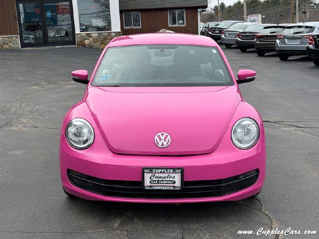 Volkswagen Beetle  2012