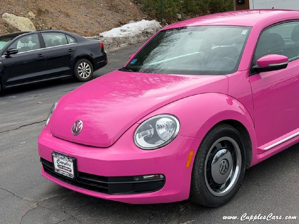 Volkswagen Beetle  2012