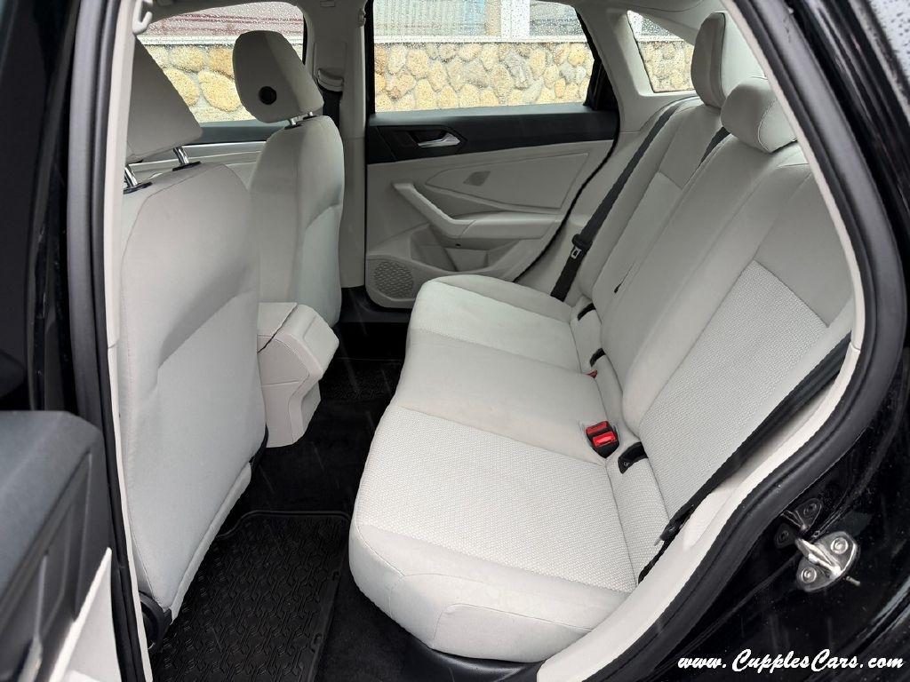 Volkswagen Jetta  2019