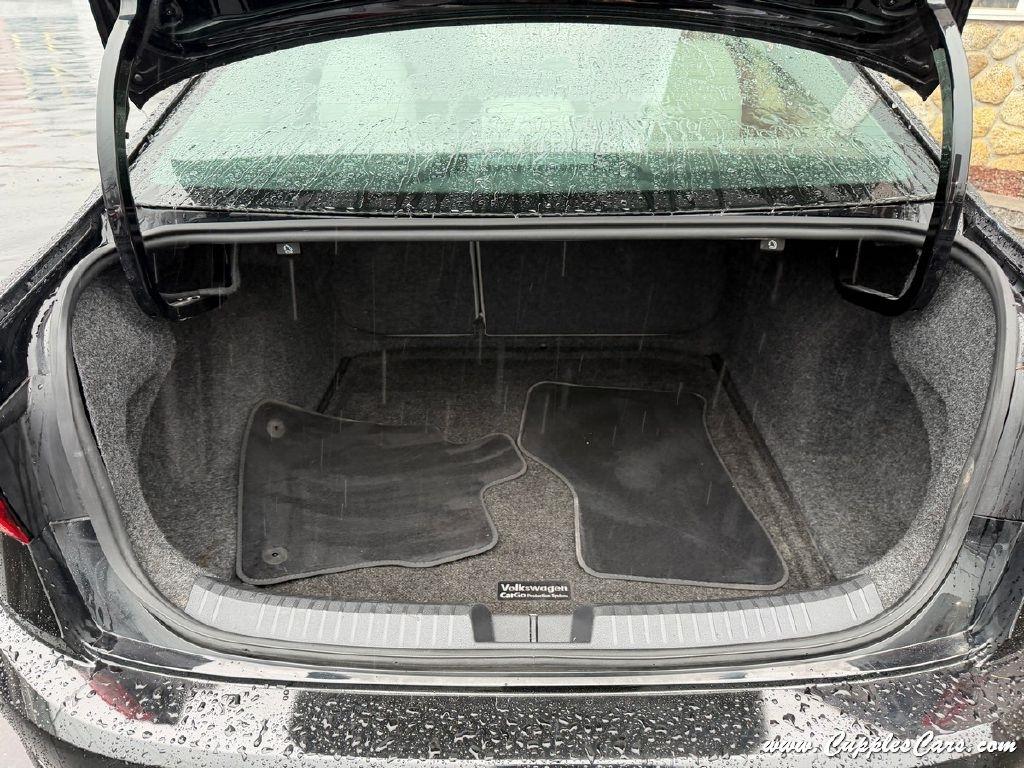 Volkswagen Jetta  2019