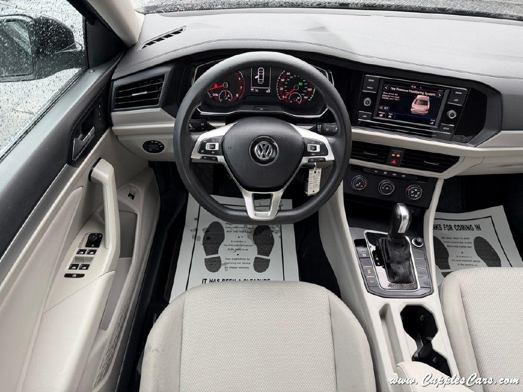 Volkswagen Jetta  2019