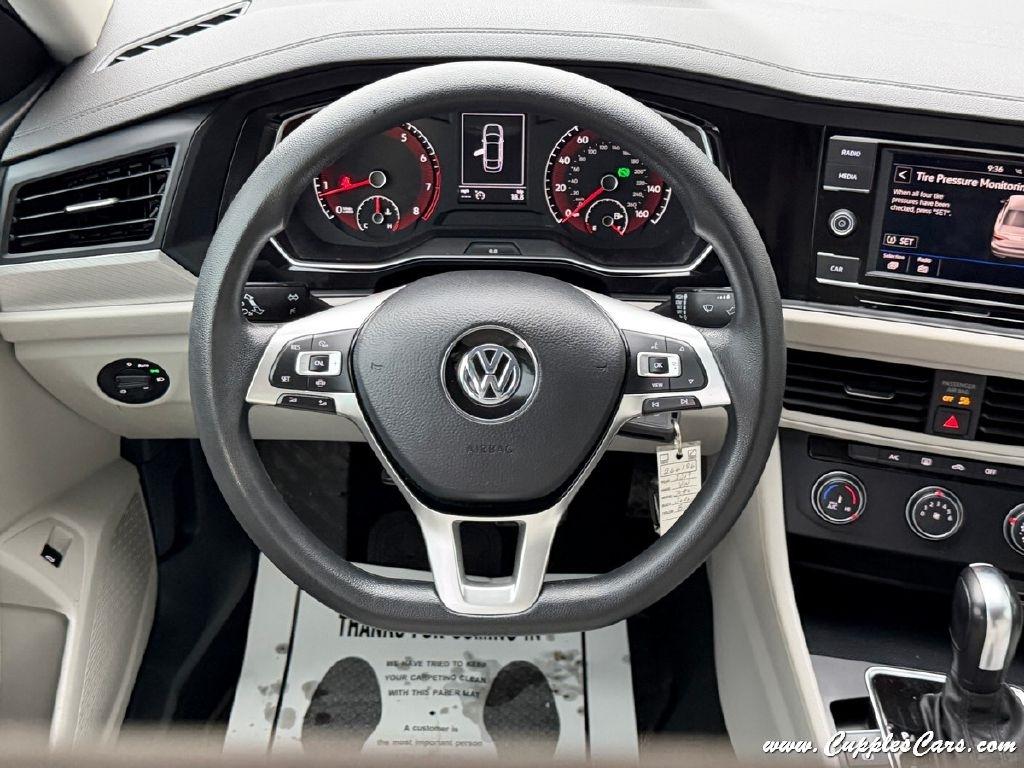 Volkswagen Jetta  2019