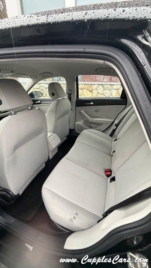 Volkswagen Jetta  2019