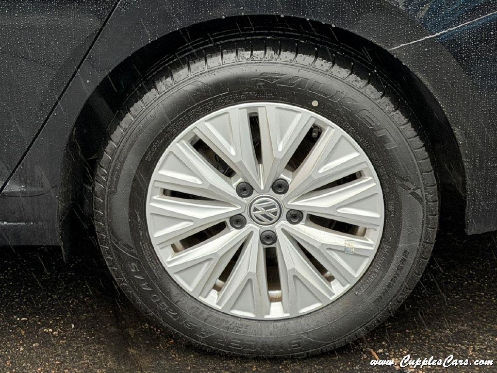 Volkswagen Jetta  2019