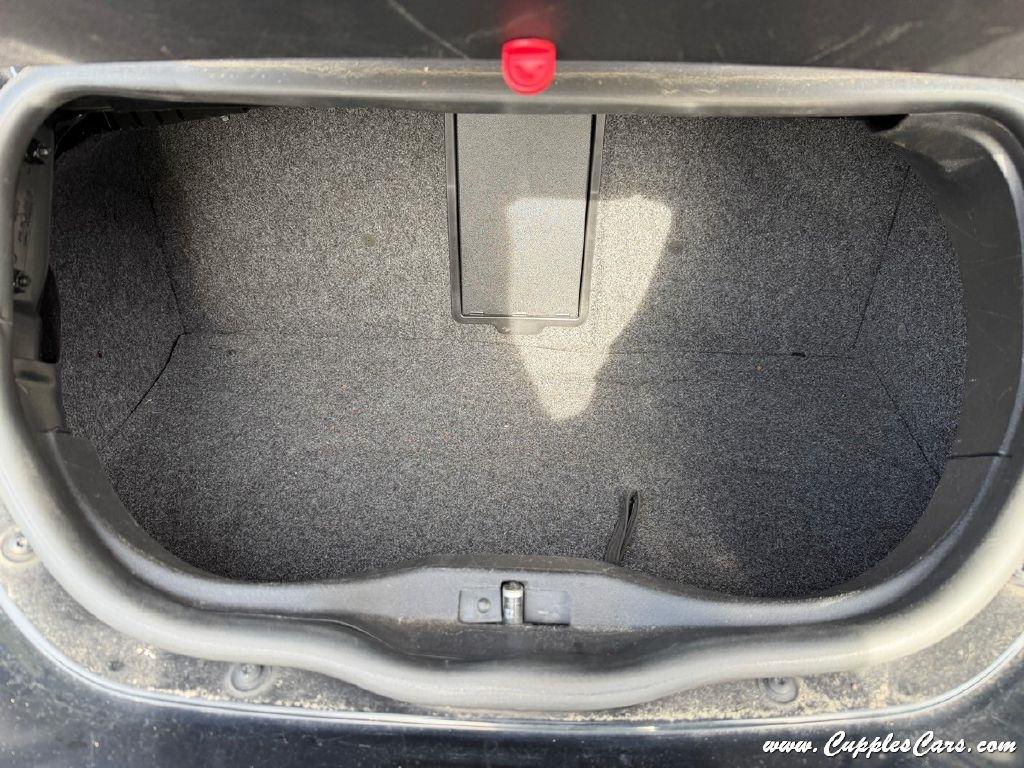 Volkswagen New Beetle  2010