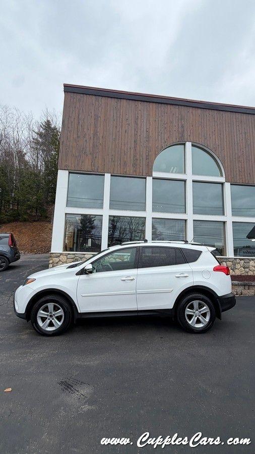 Toyota RAV4  2014