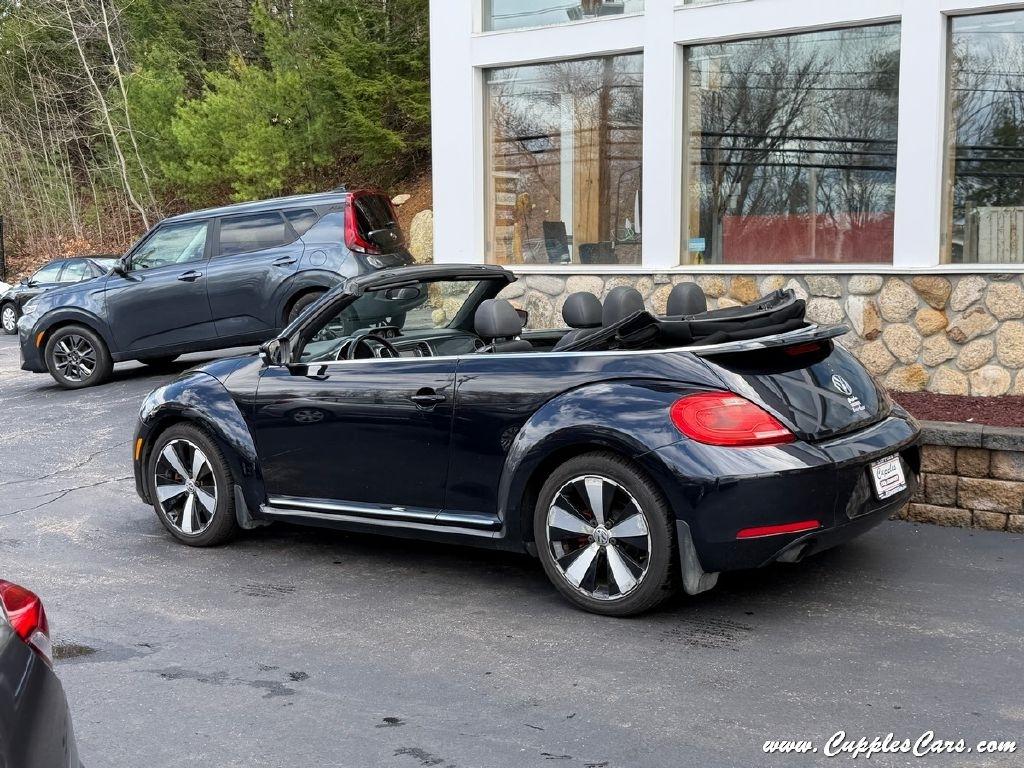 Volkswagen Beetle  2013