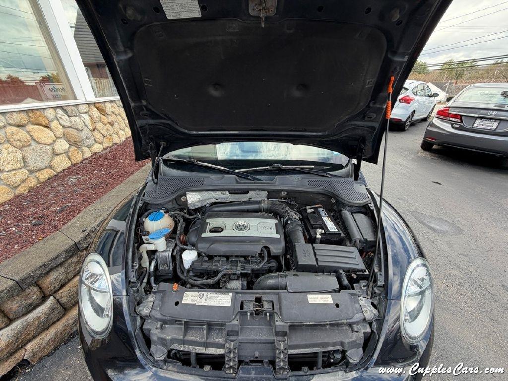 Volkswagen Beetle  2013