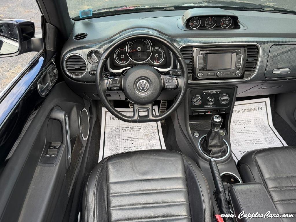 Volkswagen Beetle  2013