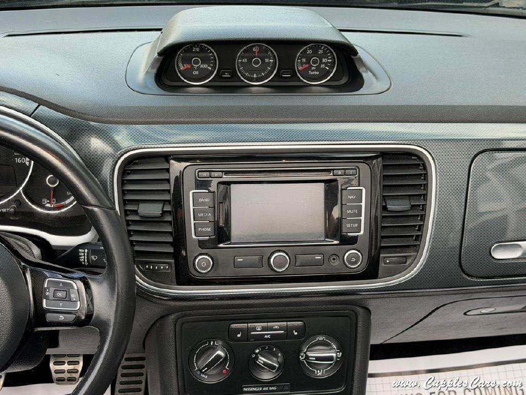 Volkswagen Beetle  2013