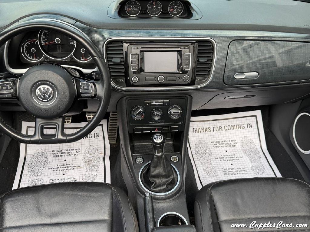 Volkswagen Beetle  2013