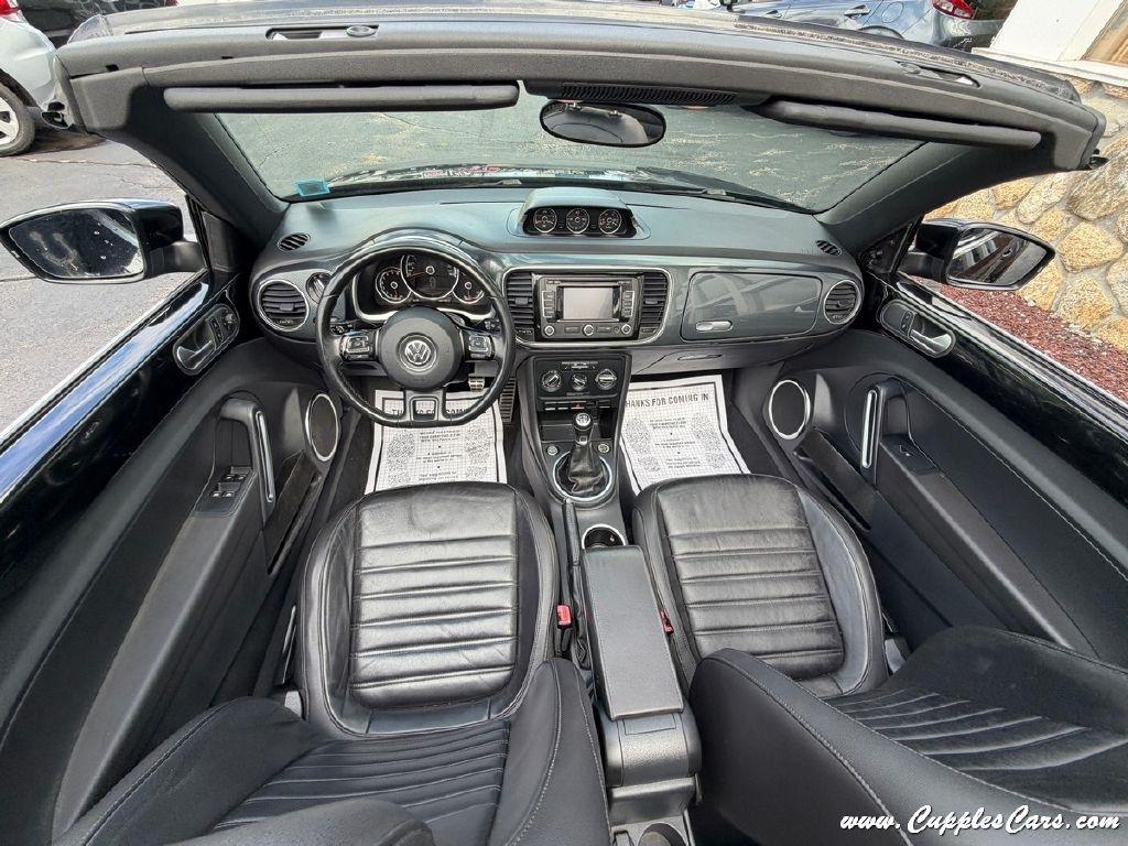 Volkswagen Beetle  2013