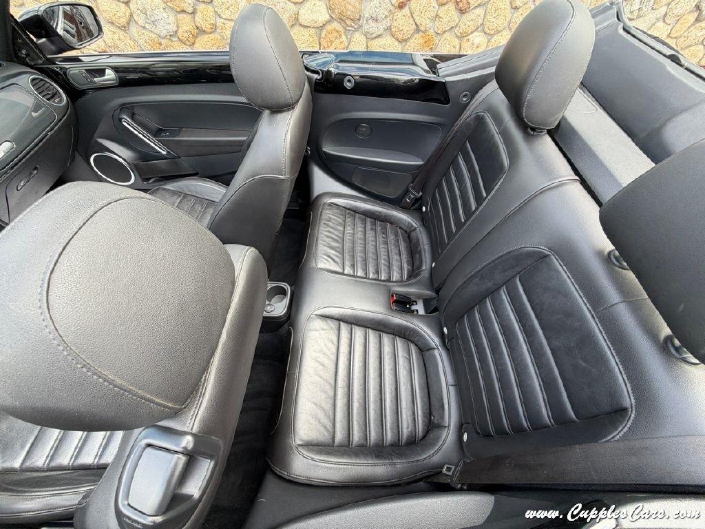 Volkswagen Beetle  2013