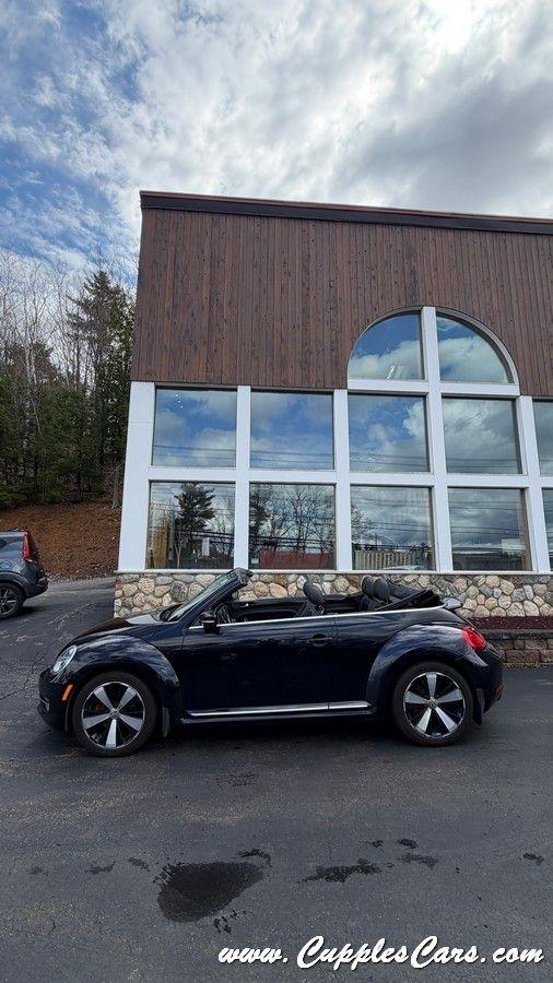 Volkswagen Beetle  2013