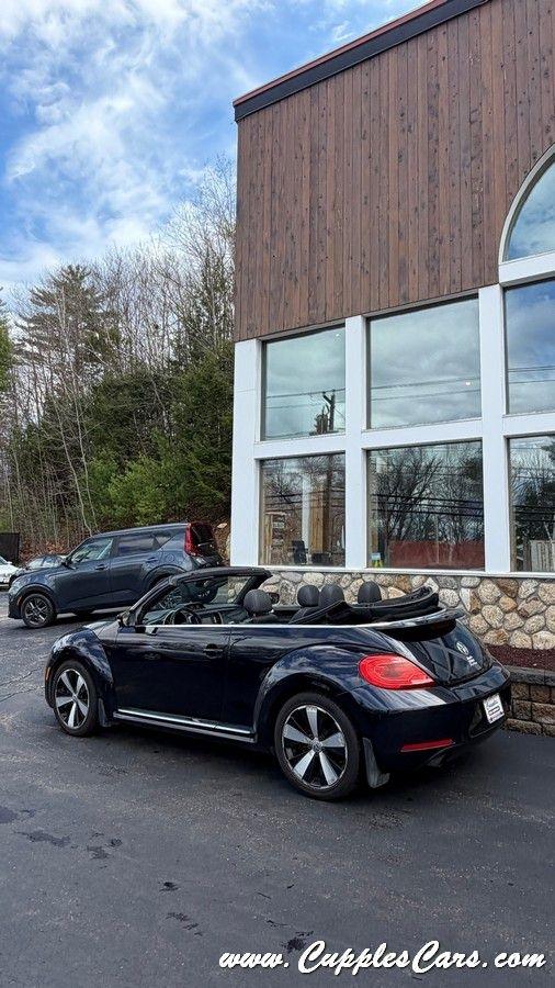 Volkswagen Beetle  2013