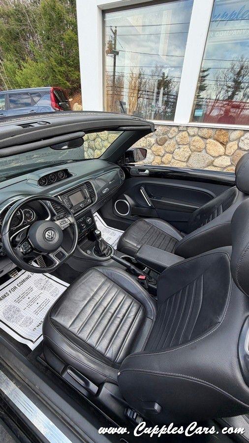 Volkswagen Beetle  2013