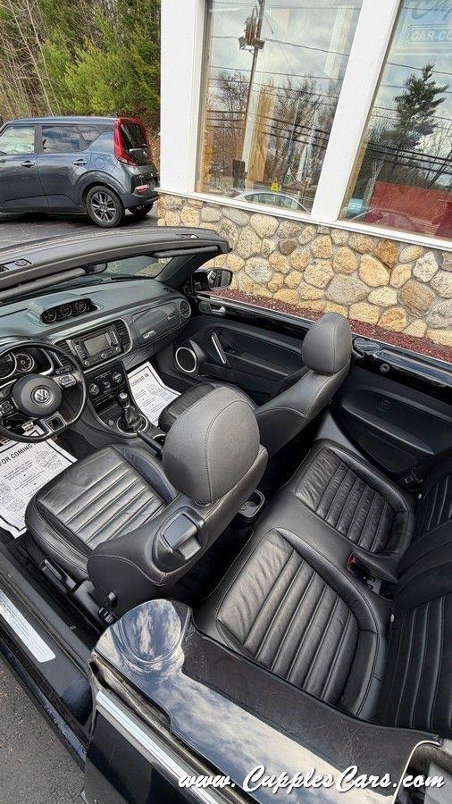 Volkswagen Beetle  2013