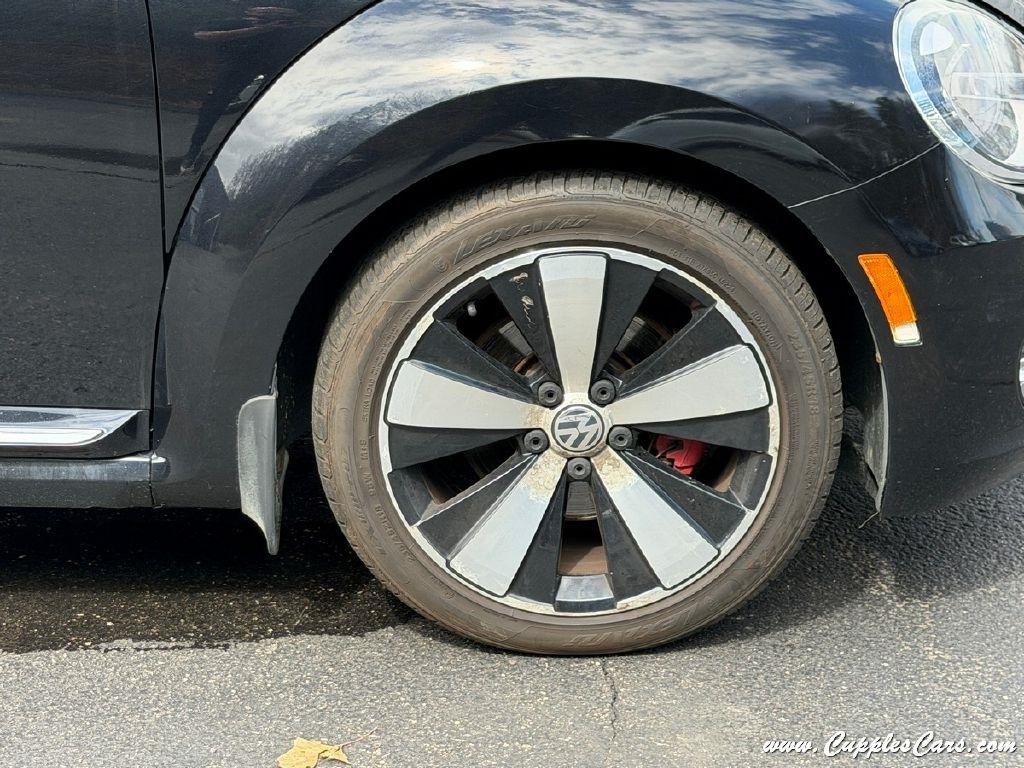 Volkswagen Beetle  2013