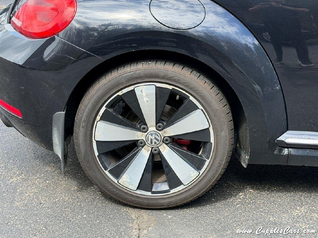 Volkswagen Beetle  2013