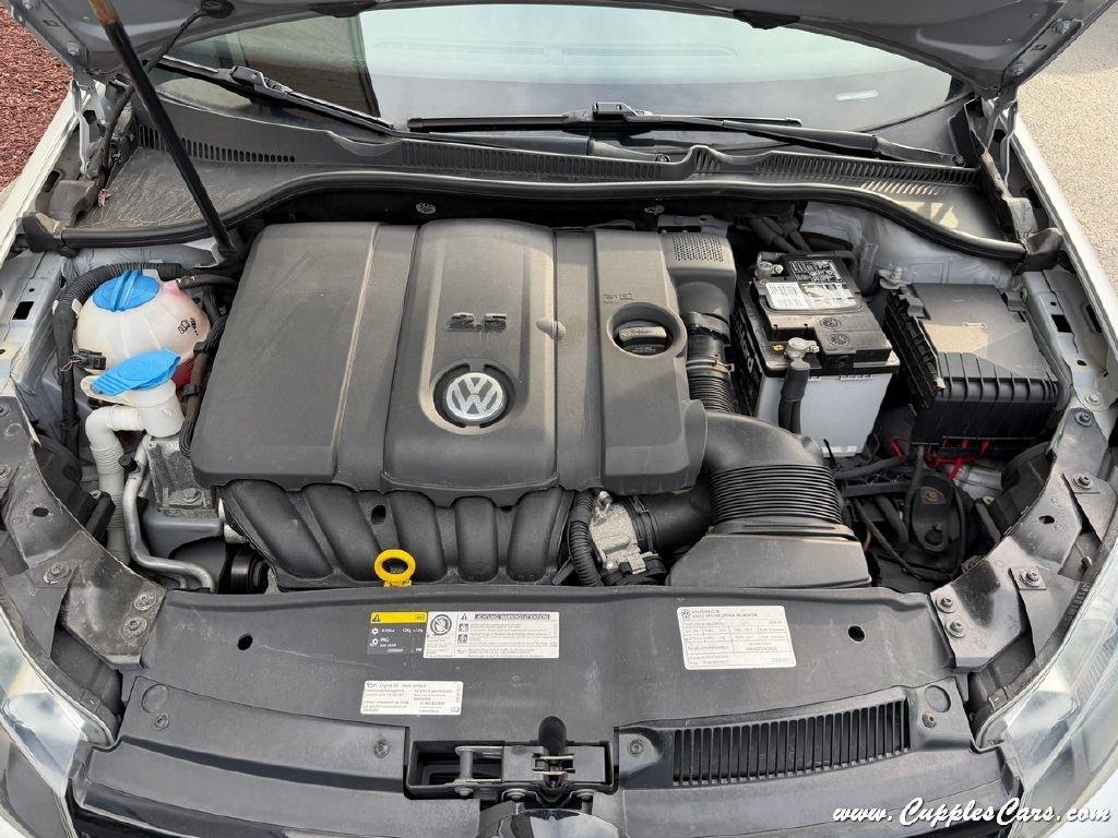 Volkswagen Golf 2.5L 4-Door PZEV 2014
