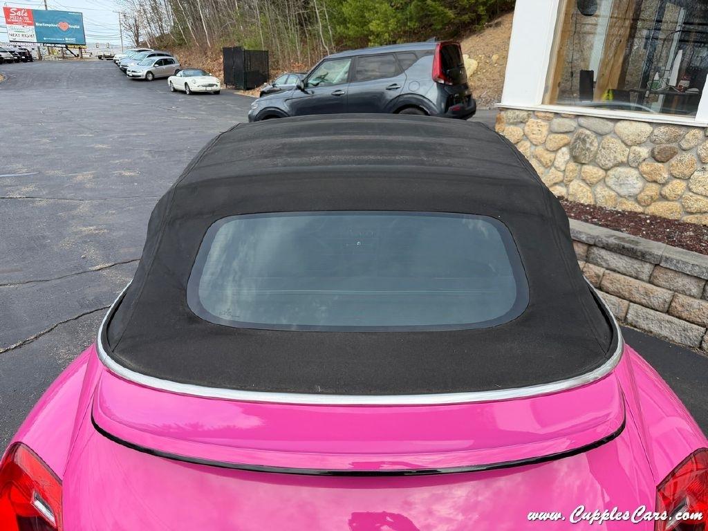 Volkswagen Beetle  2014