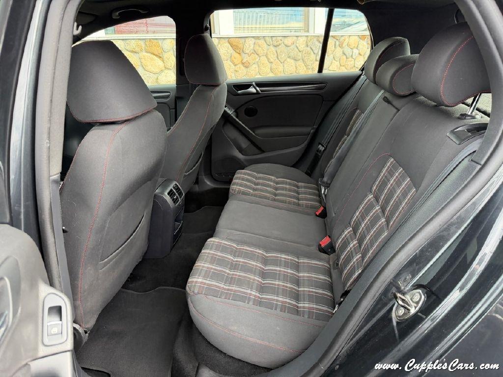 Volkswagen GTI 4dr HB DSG w/Conv & Sunroof PZEV 2012