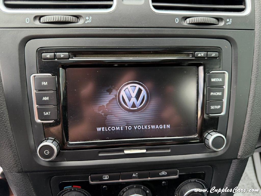 Volkswagen GTI 4dr HB DSG w/Conv & Sunroof PZEV 2012