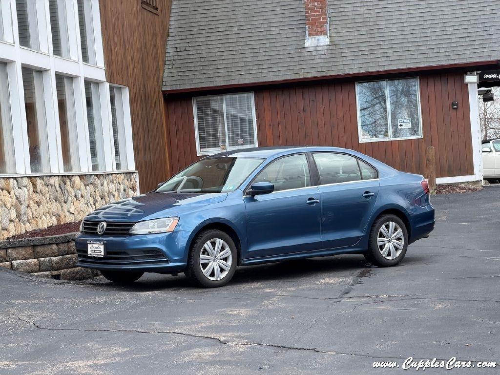 Volkswagen Jetta  2017