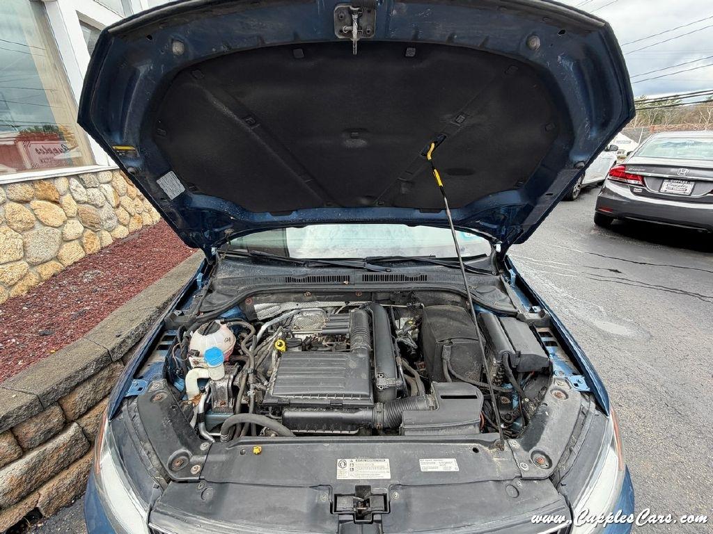 Volkswagen Jetta  2017