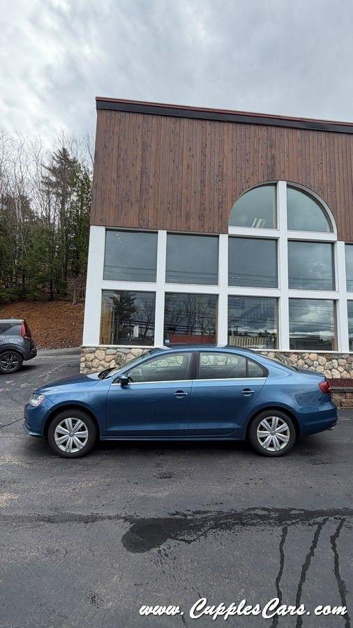 Volkswagen Jetta  2017