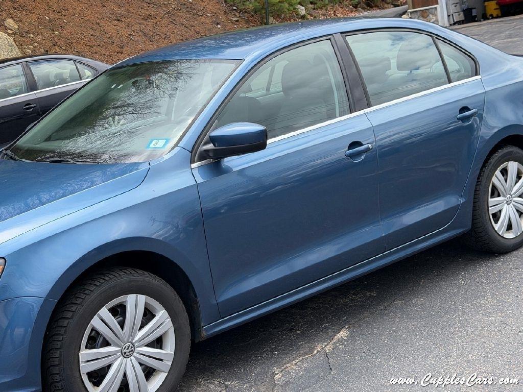 Volkswagen Jetta  2017