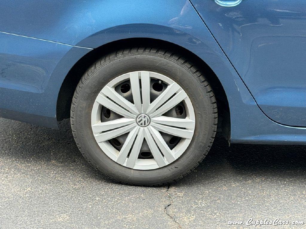 Volkswagen Jetta  2017