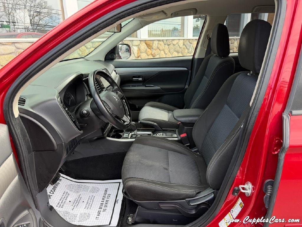 Mitsubishi Outlander  2017