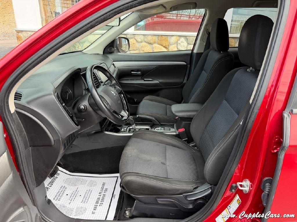 Mitsubishi Outlander  2017