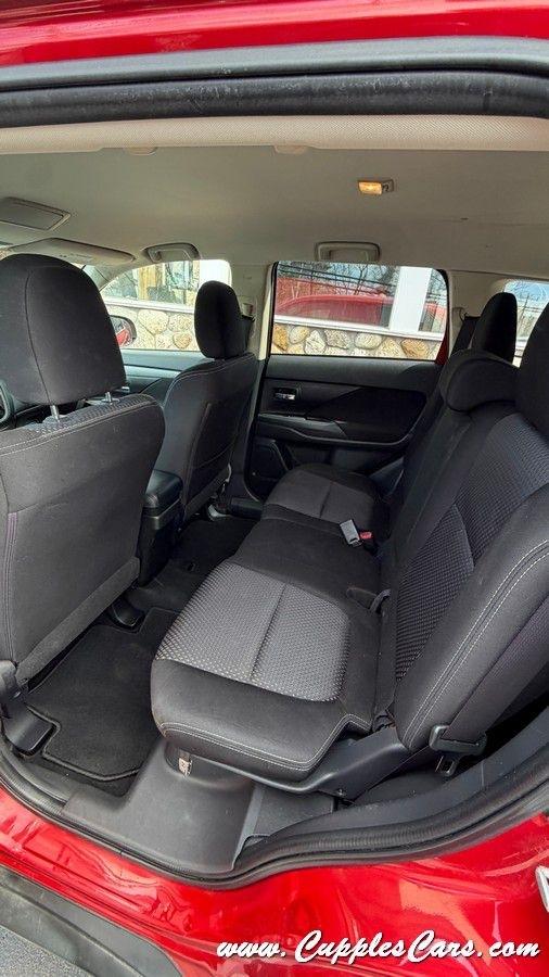 Mitsubishi Outlander  2017