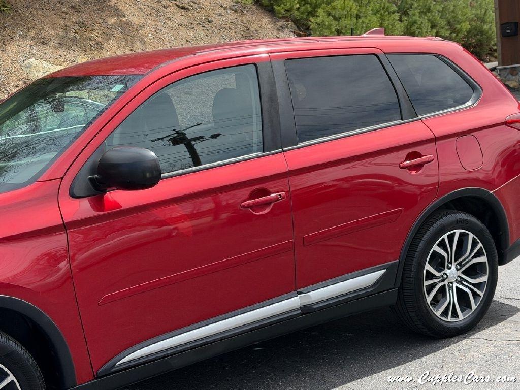 Mitsubishi Outlander  2017