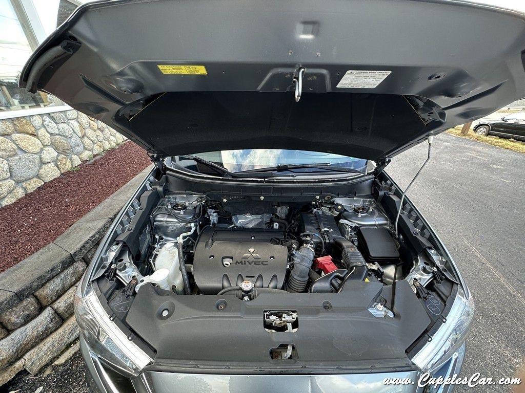 Mitsubishi Outlander Sport  2018