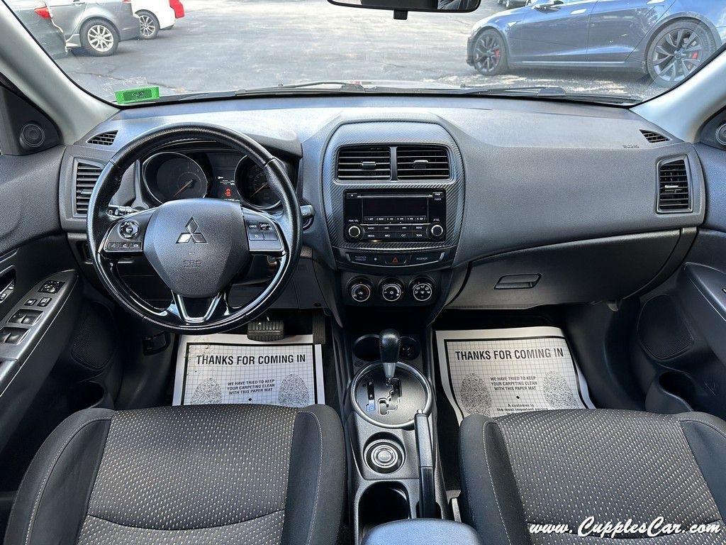 Mitsubishi Outlander Sport  2018