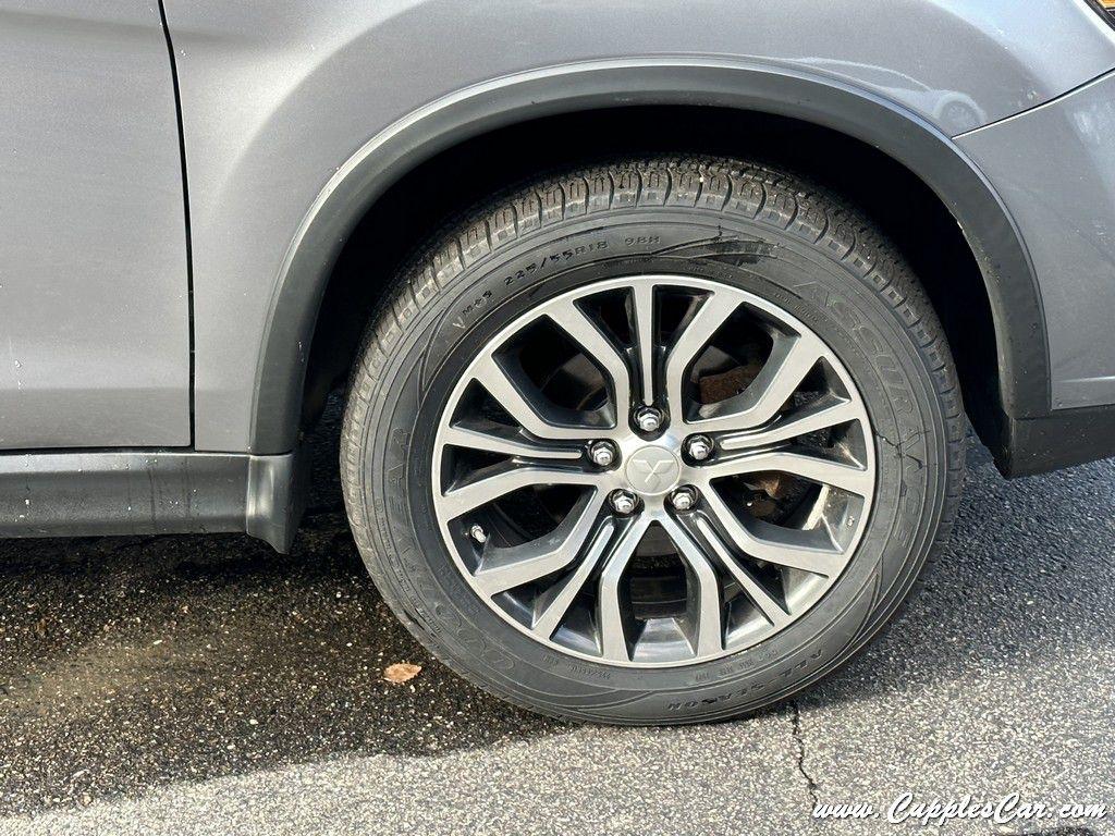 Mitsubishi Outlander Sport  2018