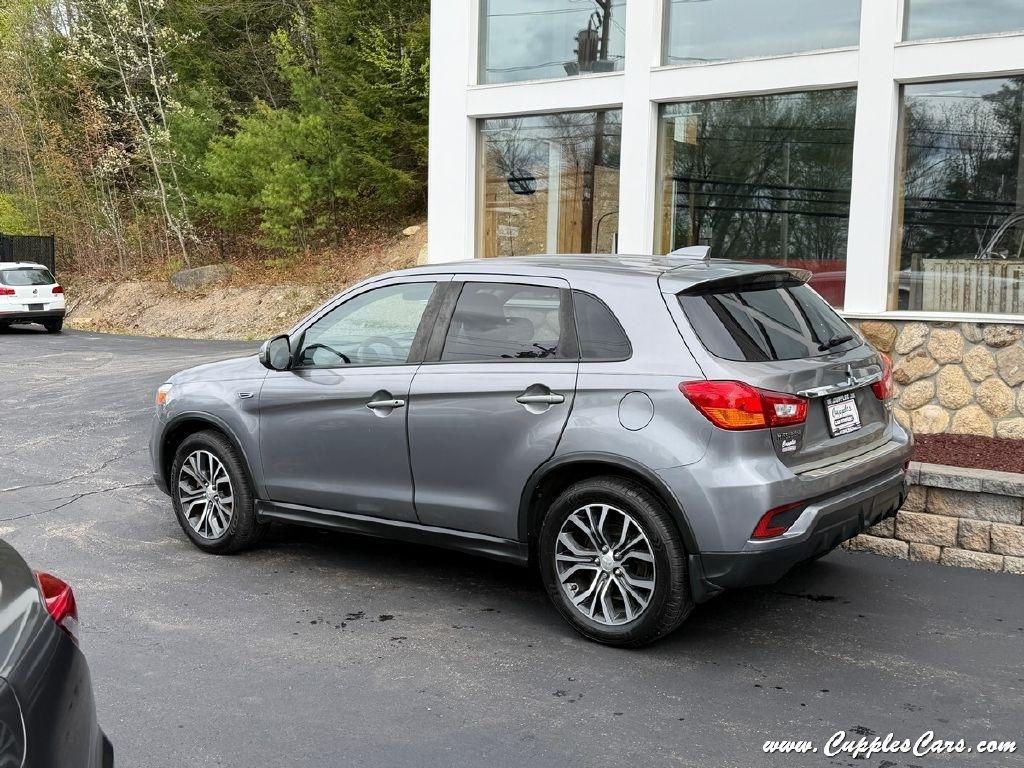 Mitsubishi Outlander Sport  2018