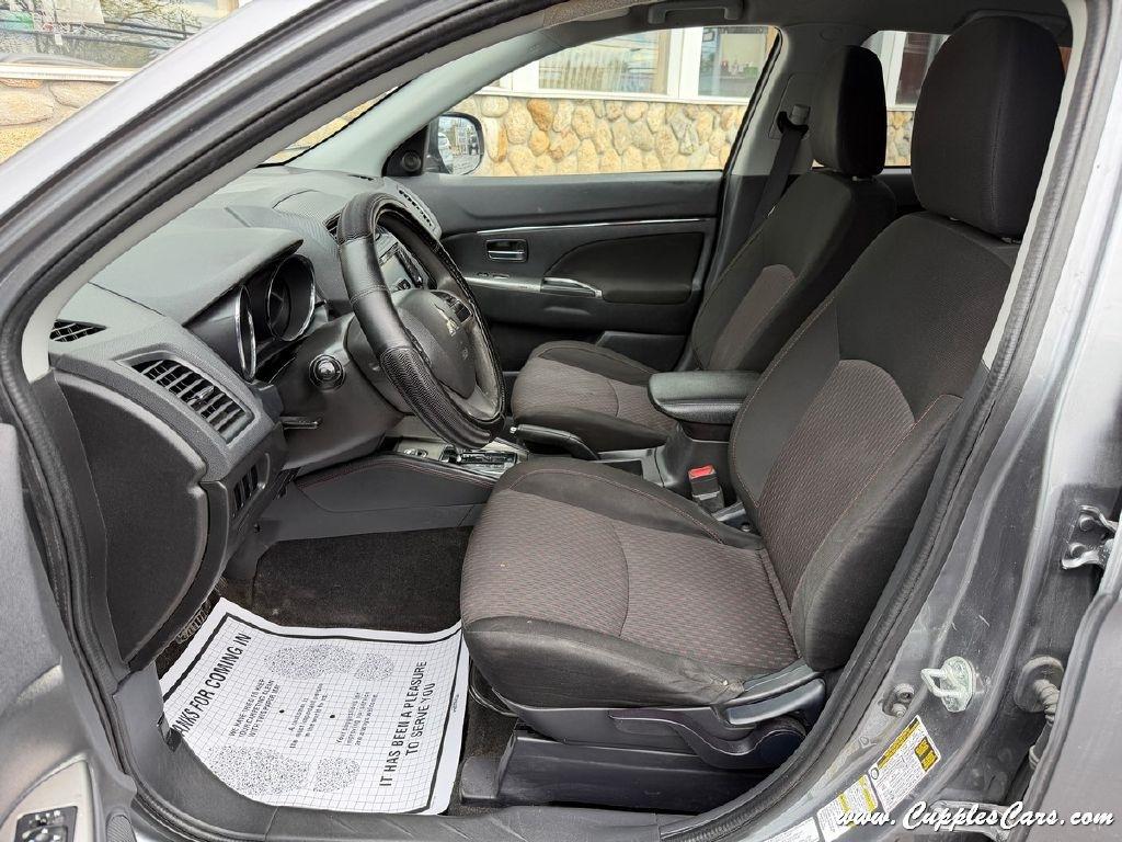 Mitsubishi Outlander Sport  2018
